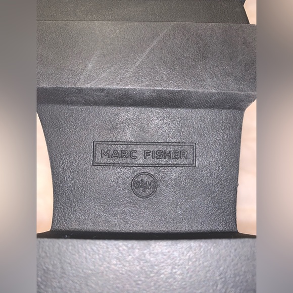 Marc Fisher Waty Bootie Size: 6 1/2 - Picture 8 of 8